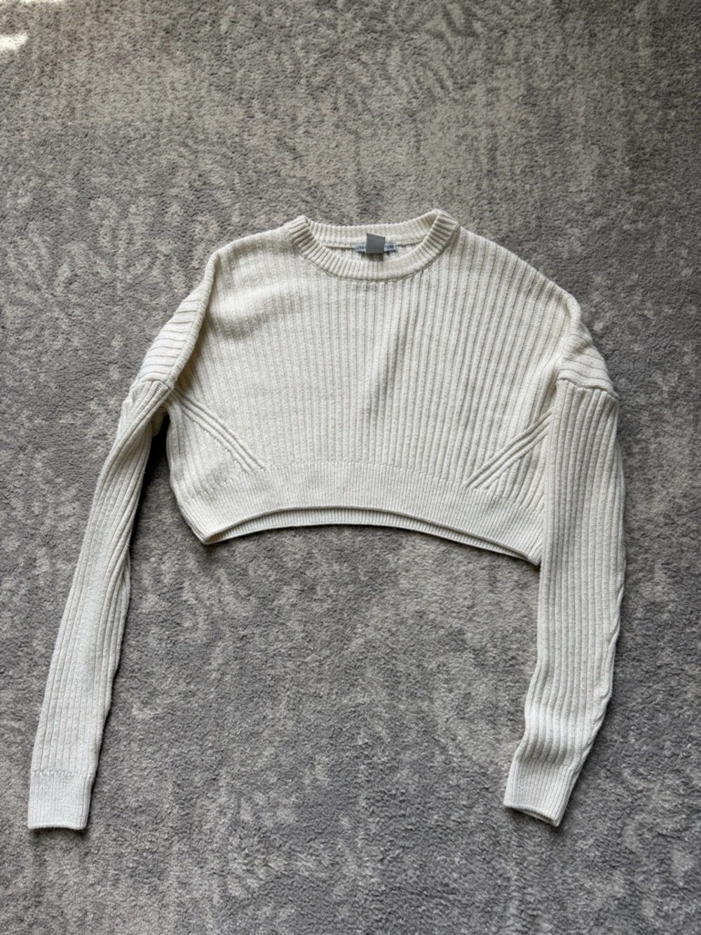 Urban outfitters crop sweater- size medium